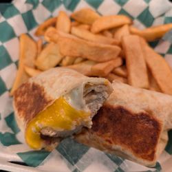 Noxs On 8 - Grilled Chicken Wrap