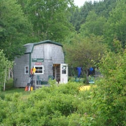 Hideaway Campground and Oyster Market - The beginning of the Hideaway complex. Lots of stuff in this small store,