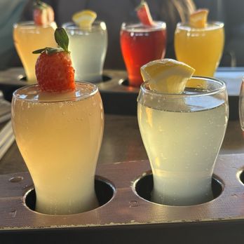 Broken Yolk Cafe - Mimosa Flight - Breakfast & Brunch Near Me - Rancho Cucamonga, California Broken Yolk Cafe - Mimosa Flight - Breakfast & Brunch Near Me - Rancho Cucamonga, California