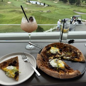Parlay Restaurant - Breakfast pizza - Pizza Near Me - Methuen, Massachusetts