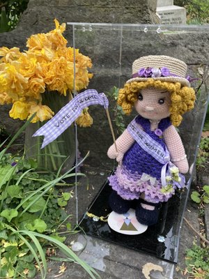 Brompton Cemetery by null