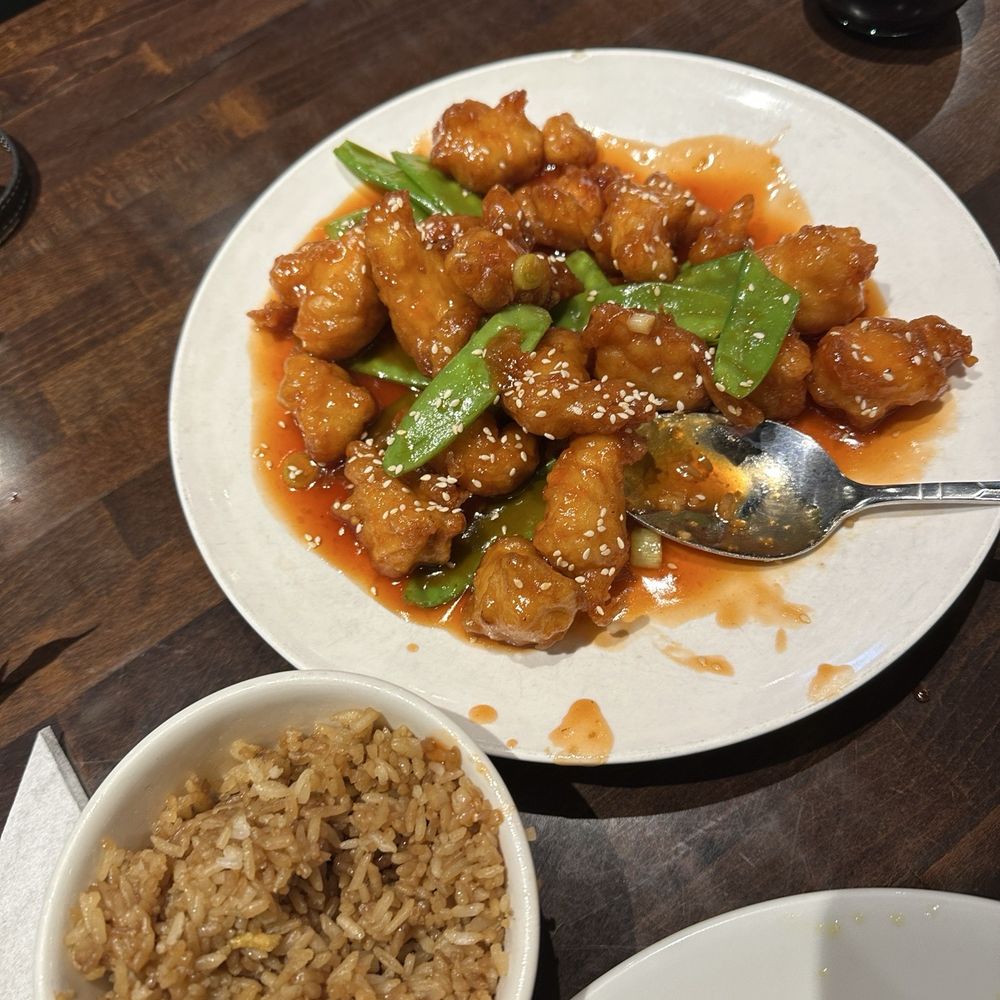 WEI Authentic Chinese - Season chicken with snow peas and fried rice - Cantonese Near Me - Buford, Georgia WEI Authentic Chinese - Season chicken with snow peas and fried rice - Cantonese Near Me - Buford, Georgia