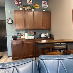 Menifee Transmission and Auto Repair - Very clean waiting room