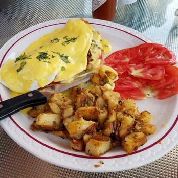 Jeremy's Farm to Table - Smoked Salmon Benedict - New American Near Me - Chehalis, Washington Jeremy's Farm to Table - Smoked Salmon Benedict - New American Near Me - Chehalis, Washington
