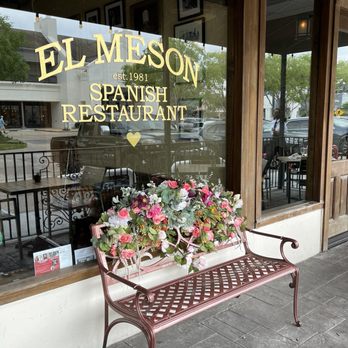 El Meson Restaurant - Spanish Near Me - Houston, Texas