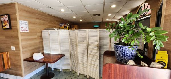 Long’s Family Pastry by null