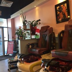 V-Fashion Nails Spa