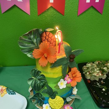 Sugarbee Custom Bake Shop - Desserts Near Me - Redlands, California