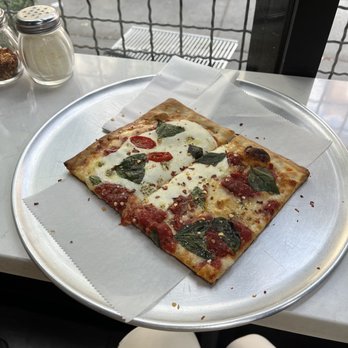 Joe's Pizza - Margherita Pizza - Pizza Near Me - Bronx, New York Joe's Pizza - Margherita Pizza - Pizza Near Me - Bronx, New York