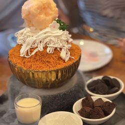 Sweetbox - 26. Thai Tea Bingsu (dine in only)
