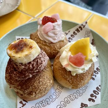 Butter Dose - seasonal creampuffs: Tropical, creme banana, strawberry - Bakeries Near Me - New York, New York Butter Dose - seasonal creampuffs: Tropical, creme banana, strawberry - Bakeries Near Me - New York, New York