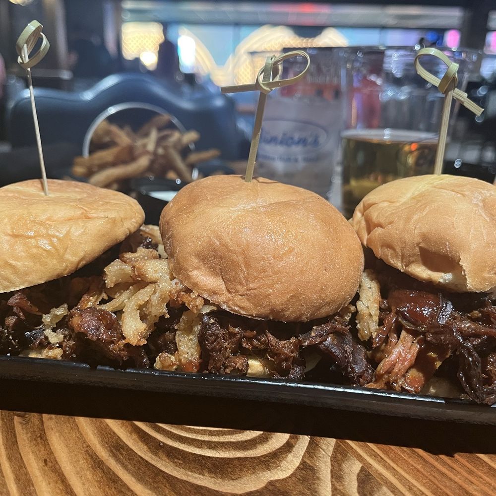 Whiskey Licker Up Saloon - Sliders - Bars Near Me - Las Vegas, Nevada