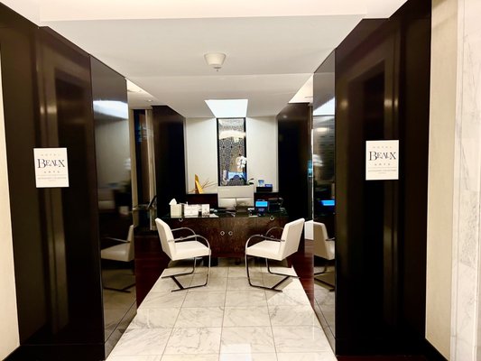 Hotel Beaux Arts, Autograph Collection by null