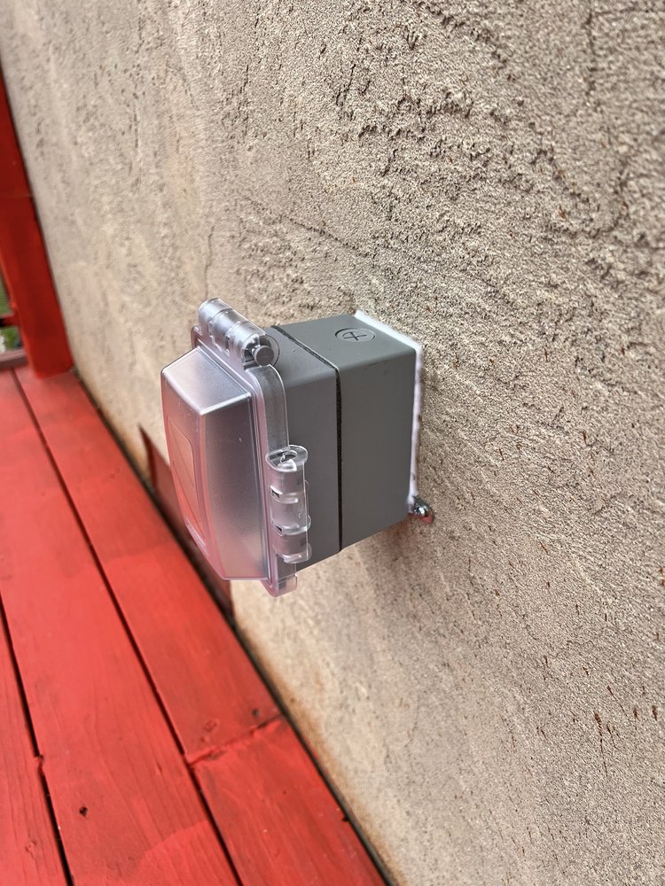 Slide of Diamond Force Electric