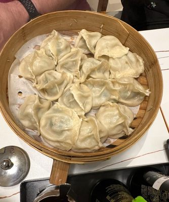 Qing Hua Dumpling - (ChinaTown & Boul. St-Laurent) by null