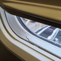 United Airlines - Why should I worry about a cracked window frame if United doesn't? It must be completely safe ;).