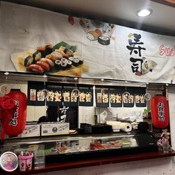 Sushi Ya - Front of the sushi place