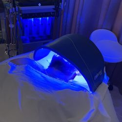 Skinaholics Beauty Bar - HydraFacial