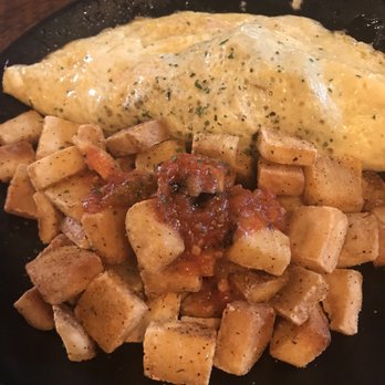 Mash'D - Flatiron Tomato Smash - New American Near Me - San Antonio, Texas