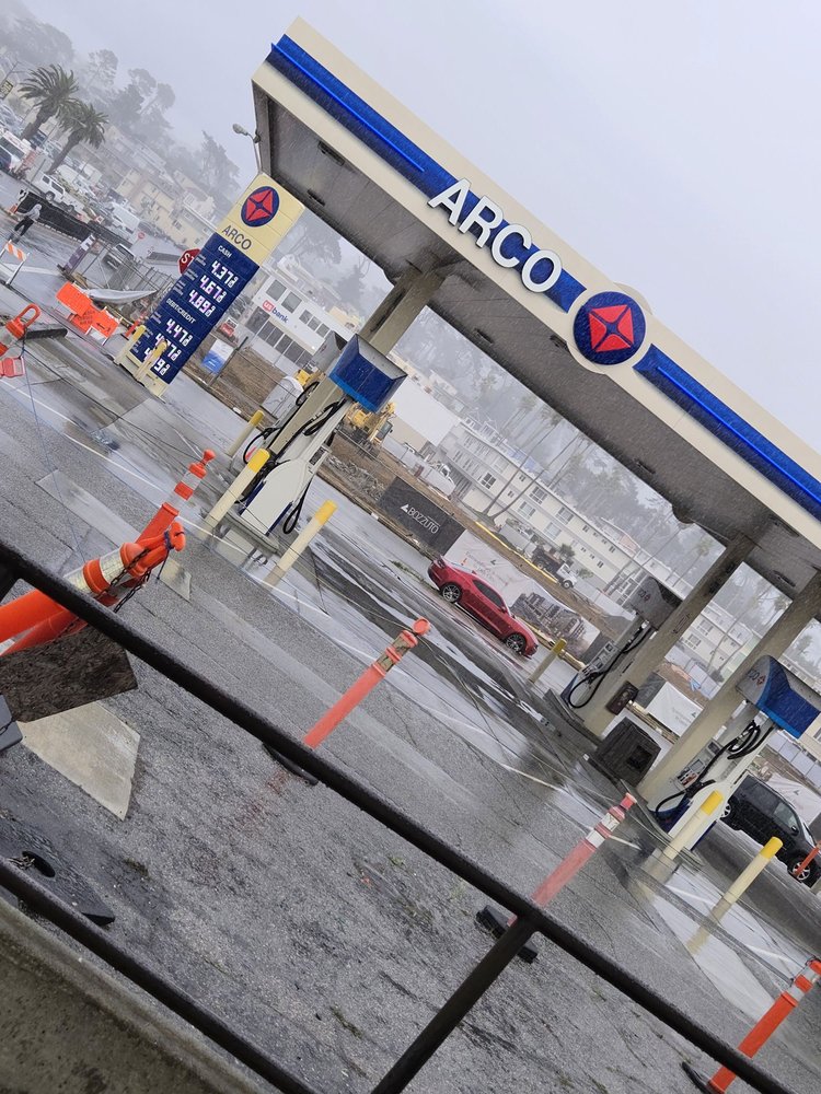 Westlake Shopping Center