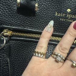 The pair of pinky rings makes my two tone loving soul so happy