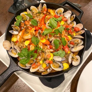 MW Restaurant - Seafood Paella - New American Near Me - Honolulu, Hawaii MW Restaurant - Seafood Paella - New American Near Me - Honolulu, Hawaii