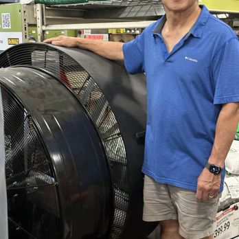 Tractor Supply - Big fans - Pet Stores Near Me - Gilroy, California