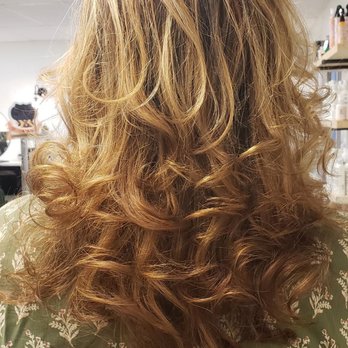 Beauty Bar - Hair Salons Near Me - Fallbrook, California Beauty Bar - Hair Salons Near Me - Fallbrook, California
