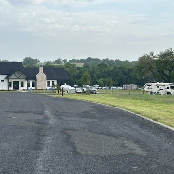 The Hill Top at Brenham - RV Parks Near Me - Brenham, Texas The Hill Top at Brenham - RV Parks Near Me - Brenham, Texas