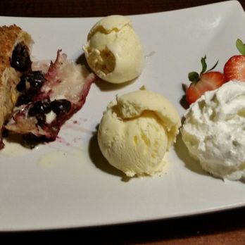Vienna Wine Bar - Blueberry strudel - Wine Bars Near Me - Davie, Florida Vienna Wine Bar - Blueberry strudel - Wine Bars Near Me - Davie, Florida