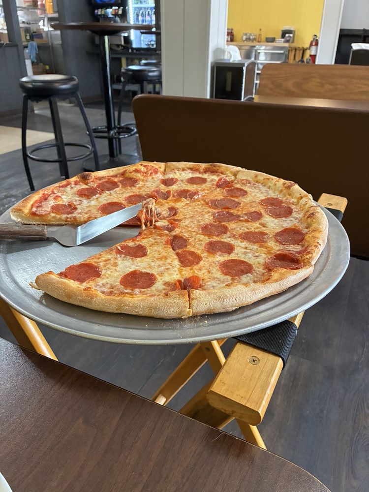 500 Degrees Pizza Logo