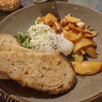 Barley & Smoke - Peach burrata small plate - Speakeasies Near Me - Peoria, Arizona Barley & Smoke - Peach burrata small plate - Speakeasies Near Me - Peoria, Arizona
