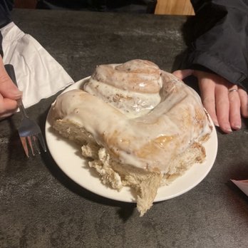 McKinley Creekside Cafe - Alaska-sized cinnamon roll - Cafes Near Me - Denali, Alaska McKinley Creekside Cafe - Alaska-sized cinnamon roll - Cafes Near Me - Denali, Alaska