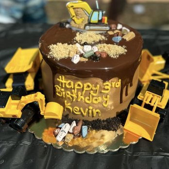 Mayu's Cakes & Bakery - Custom Cakes Near Me - Pittsburg, California Mayu's Cakes & Bakery - Custom Cakes Near Me - Pittsburg, California
