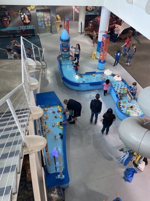 Discovery Center at Murfree Spring by null