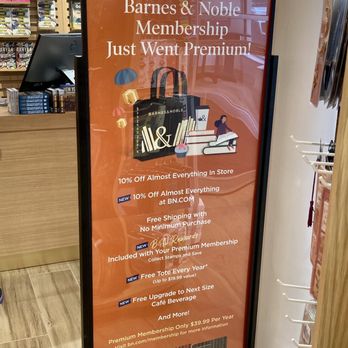Barnes and Noble - July 20, 2023 - Bookstores Near Me - New York, New York Barnes and Noble - July 20, 2023 - Bookstores Near Me - New York, New York