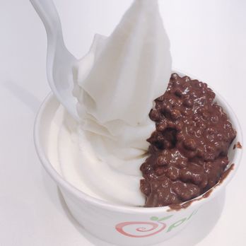 Pinkberry - Original flavor yogurt ice cream with milk crunch chocolate - Ice Cream & Frozen Yogurt Near Me - New York, New York Pinkberry - Original flavor yogurt ice cream with milk crunch chocolate - Ice Cream & Frozen Yogurt Near Me - New York, New York