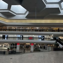 Fairlane Town Center