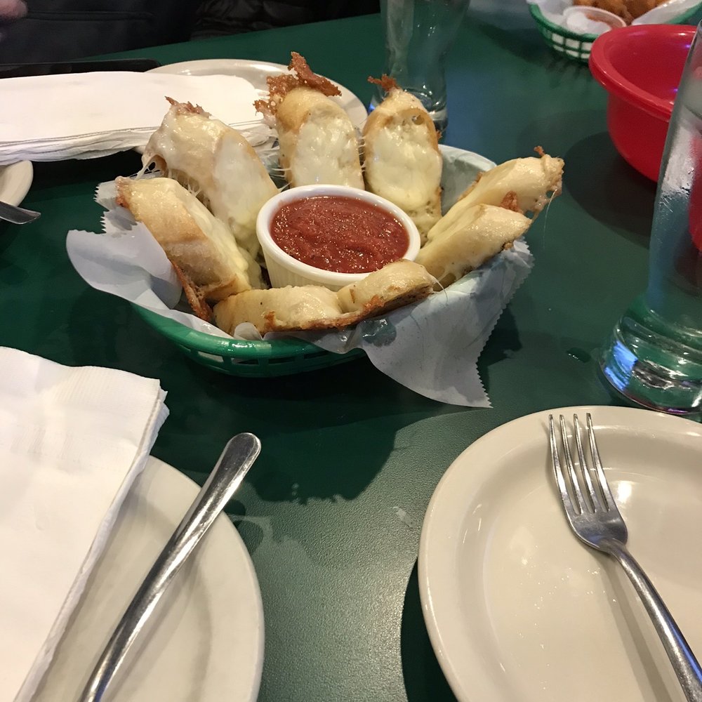 The Cloverleaf - garlic bread - Pizza Near Me - Tacoma, Washington The Cloverleaf - garlic bread - Pizza Near Me - Tacoma, Washington