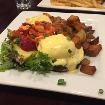 Woodbridge Social - Lobster Eggs Benedict - American Near Me - Woodbridge, Connecticut Woodbridge Social - Lobster Eggs Benedict - American Near Me - Woodbridge, Connecticut