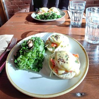 Catch 122 - Salmon benny with Kale - Breakfast & Brunch Near Me - North Vancouver, British Columbia Catch 122 - Salmon benny with Kale - Breakfast & Brunch Near Me - North Vancouver, British Columbia