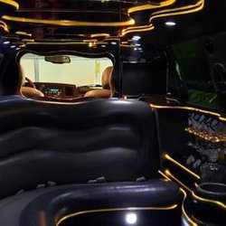 Tyler Limousine - Ten passenger