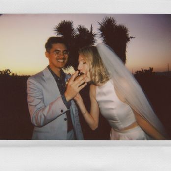 Flora Pop - by Gaby J Photography - Wedding Chapels Near Me Flora Pop - by Gaby J Photography - Wedding Chapels Near Me