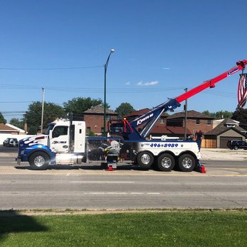 Kustom Towing - Towing Near Me - Summit Argo, Illinois
