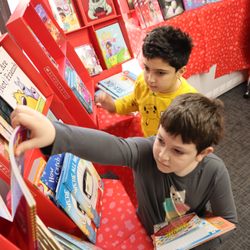 Academics West - Our students at our Scholastic Book Fair.