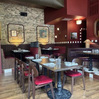 Dimmi Dimmi Corner Italian - Interior - Italian Near Me - Chicago, Illinois