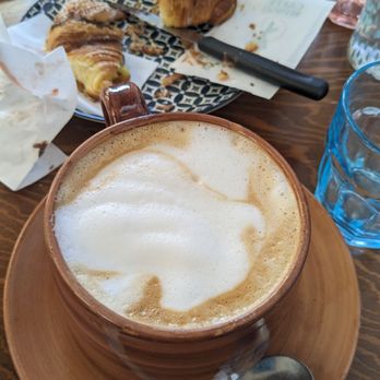Ala Grande Caffè - Cappuccino with oat milk - Cafes Near Me - Florence, FI