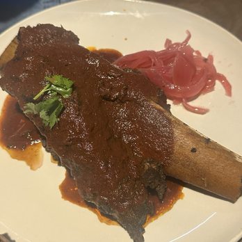 Taha Mexican Kitchen - Short Rib con Adobo - Mexican Near Me - Kansas City, Missouri