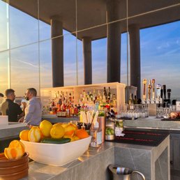 AC SKY BAR - Updated April 2025 - 493 Photos & 262 Reviews - 333 S