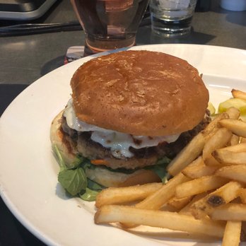Yard House - Turkey burger and a raspberry cider - Bars Near Me - Roseville, California Yard House - Turkey burger and a raspberry cider - Bars Near Me - Roseville, California